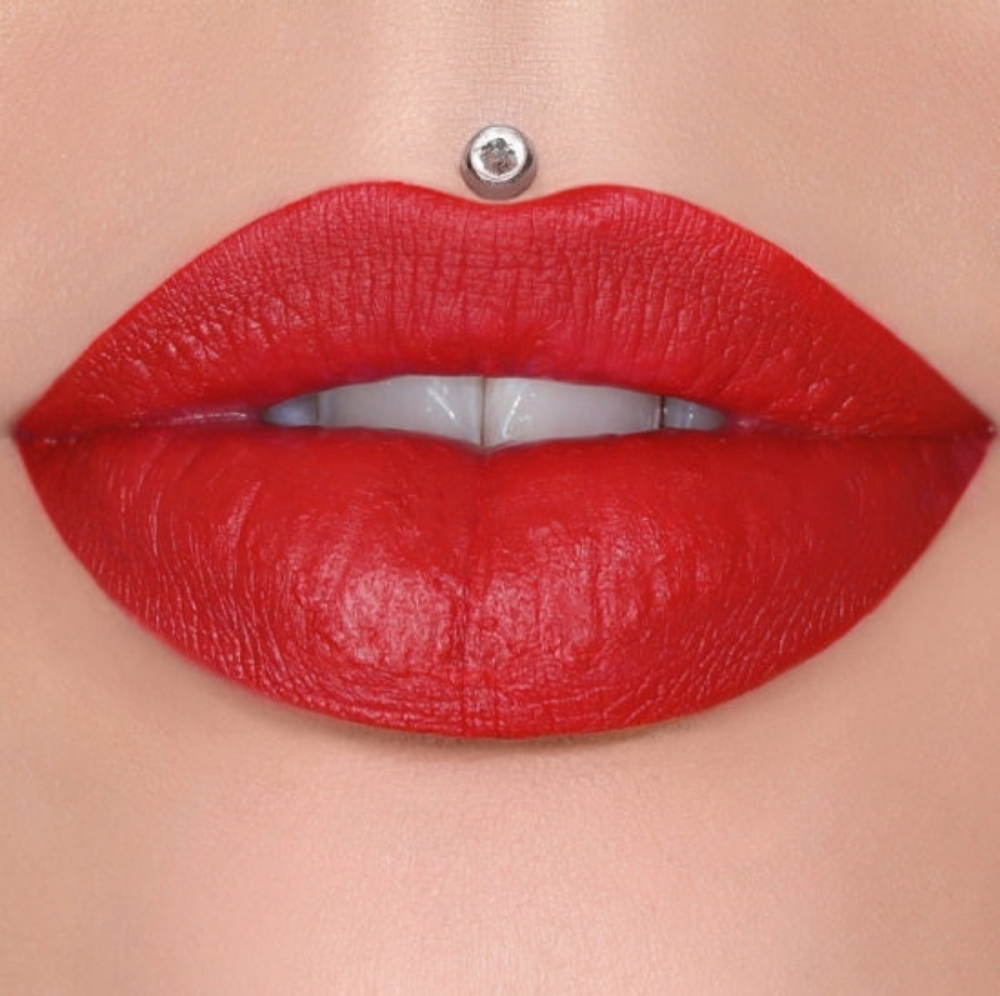 Jeffree Star Velvet Trap Lipstick Confessional